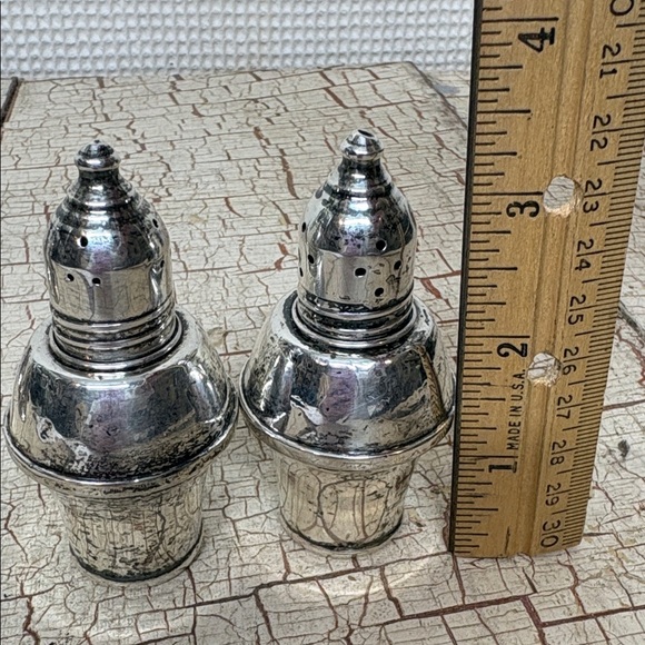 Duchin creations, salt and pepper shakers - Picture 6 of 6